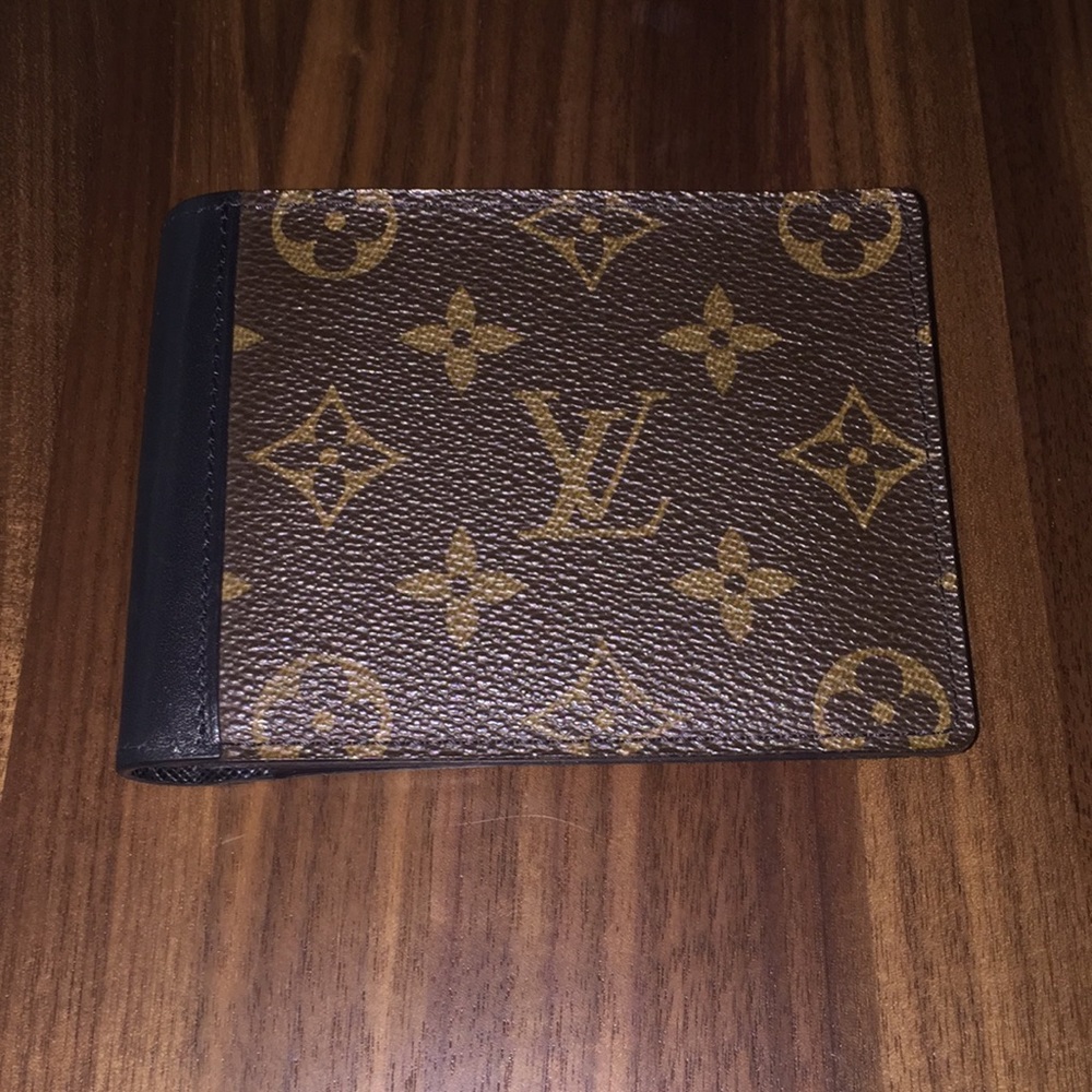 Macassar LV Wallet